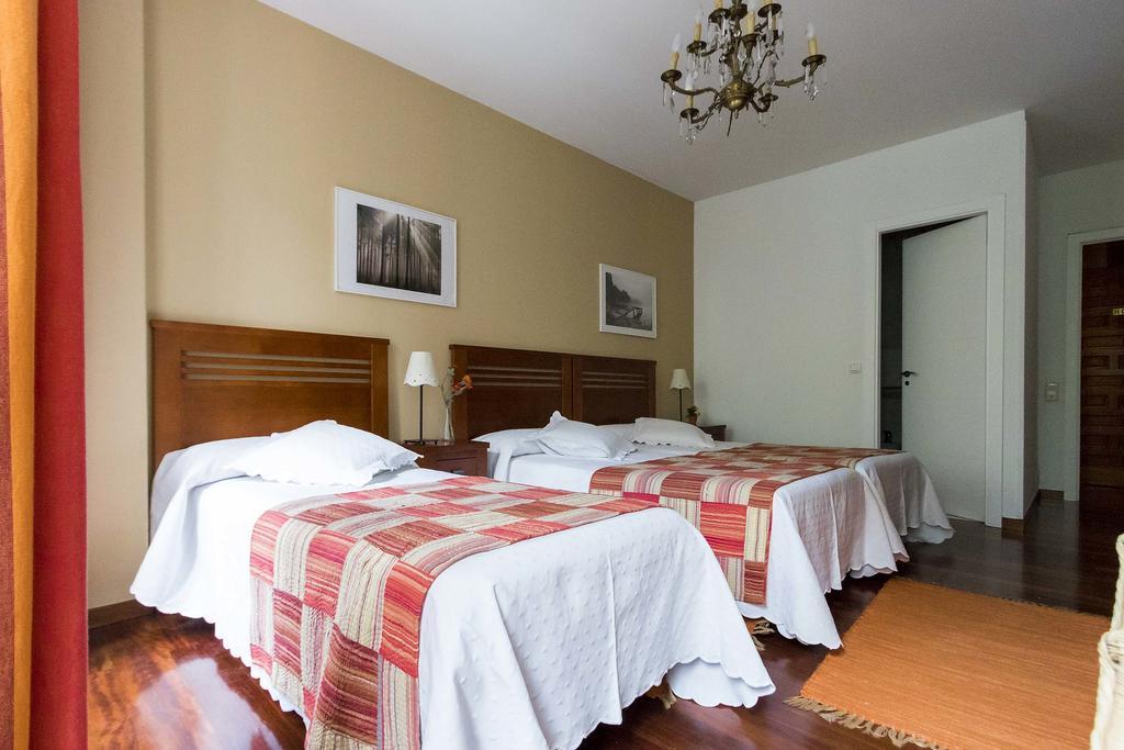 Hostal La Carballinesa Santiago de Compostela Ngoại thất bức ảnh